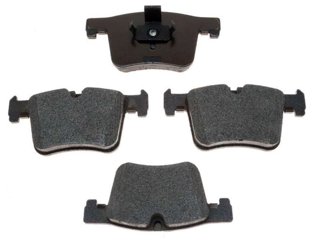 Raybestos MGD1561M Reliant Brake Pad Set, 1 Pack