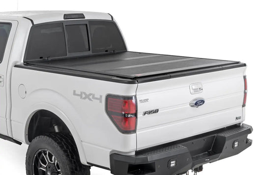 Rough Country Hard Tri-Fold Tonneau Cover for Ford F-150 (2004-2014) - Low-Profile Aluminum Truck Bed Cover, Fits 5'7 Bed (66.7")